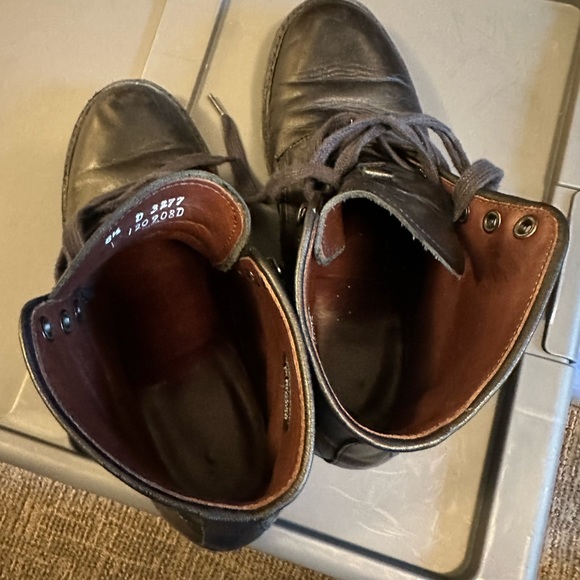 Black size 8 1/2 Allen Edmond boots - Picture 4 of 7